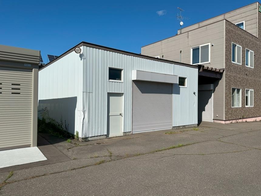 帯広市西20条北2丁目　売事務所  内観