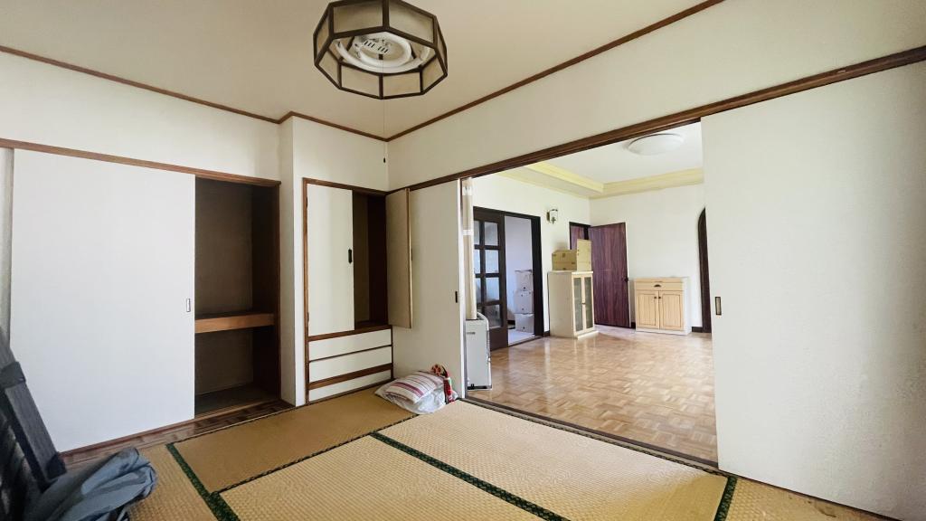 【価格改定】西14条南4丁目　中古住宅 内観