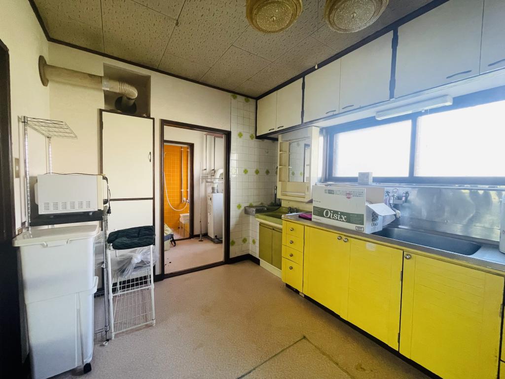 【価格改定】西14条南4丁目　中古住宅 内観