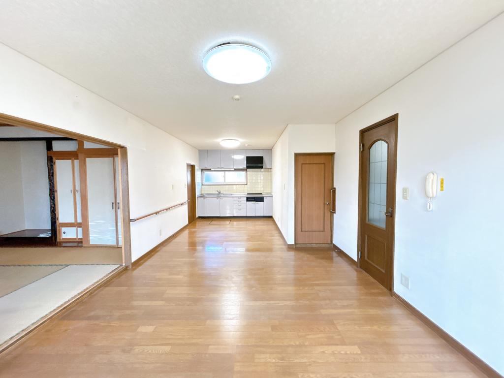 【閑静な住宅街】幕別町札内青葉町300-42 内観