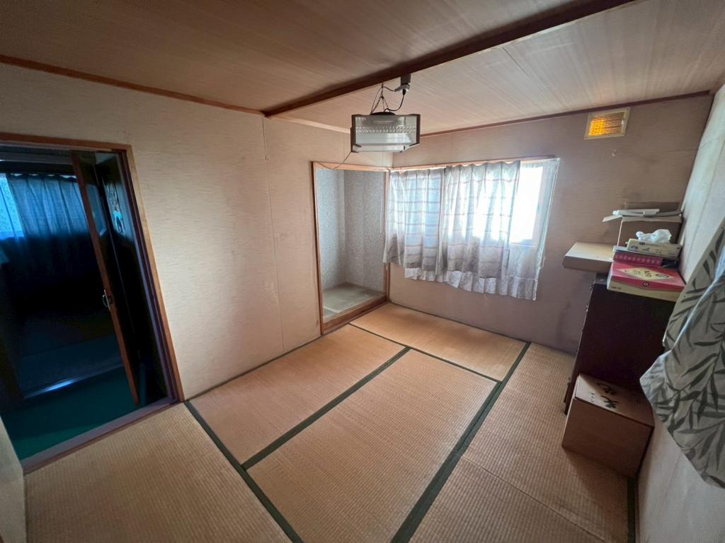 敷地広々♪　清水町南4西3＿中古住宅 内観