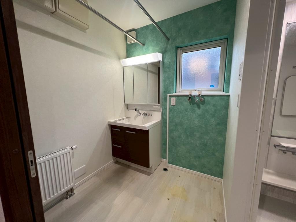 築10年♪　都市ガスエコジョーズ・ソーラー完備♪　西25南1＿築浅中古住宅 内観