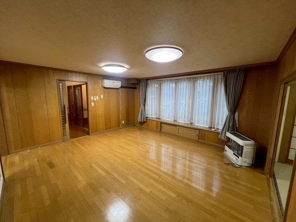 南向き♪日当たり良好♪　大空町7丁目＿中古住宅 内観
