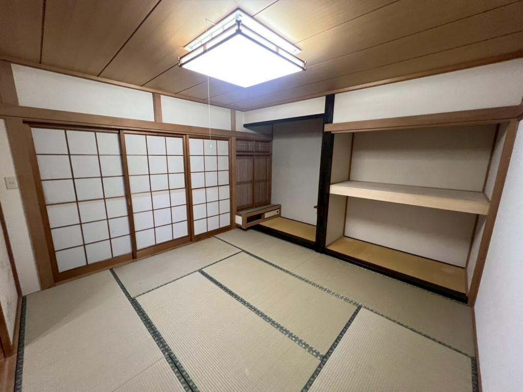 南向き♪日当たり良好♪　大空町7丁目＿中古住宅 内観