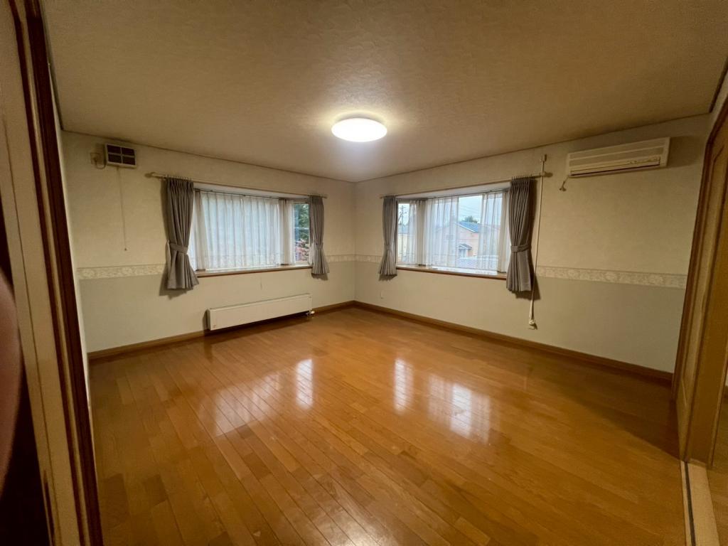 南向き♪日当たり良好♪　大空町7丁目＿中古住宅 内観