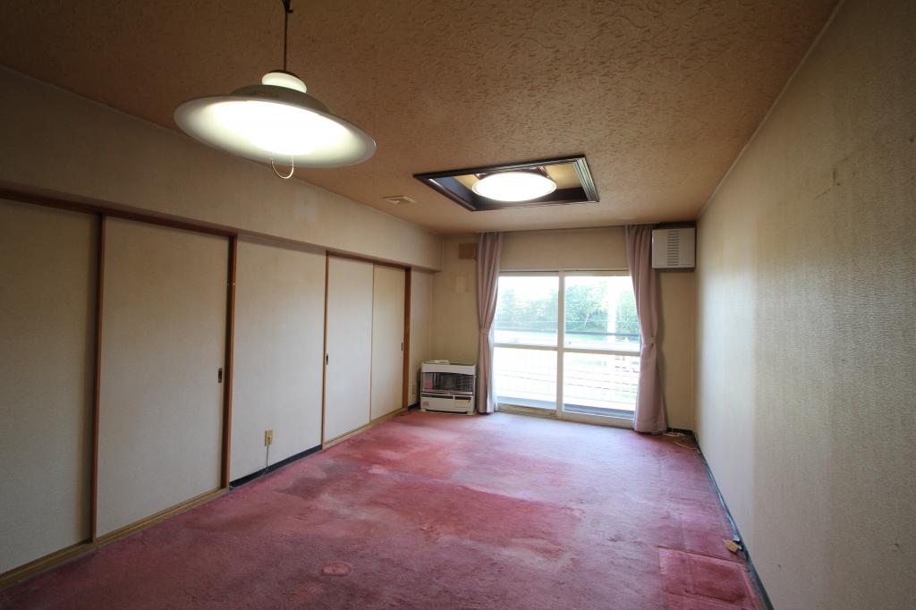 【写真追加】オリエンタルコーポ　３０２号室 内観