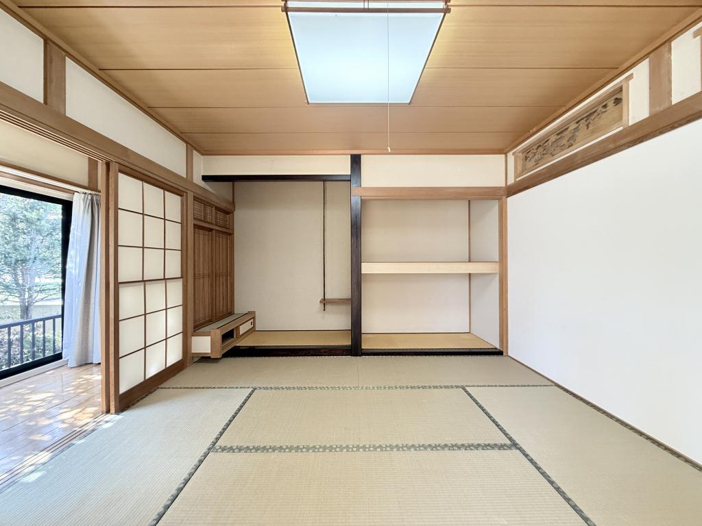 大空7丁目の延床50坪越えの中古戸建 内観