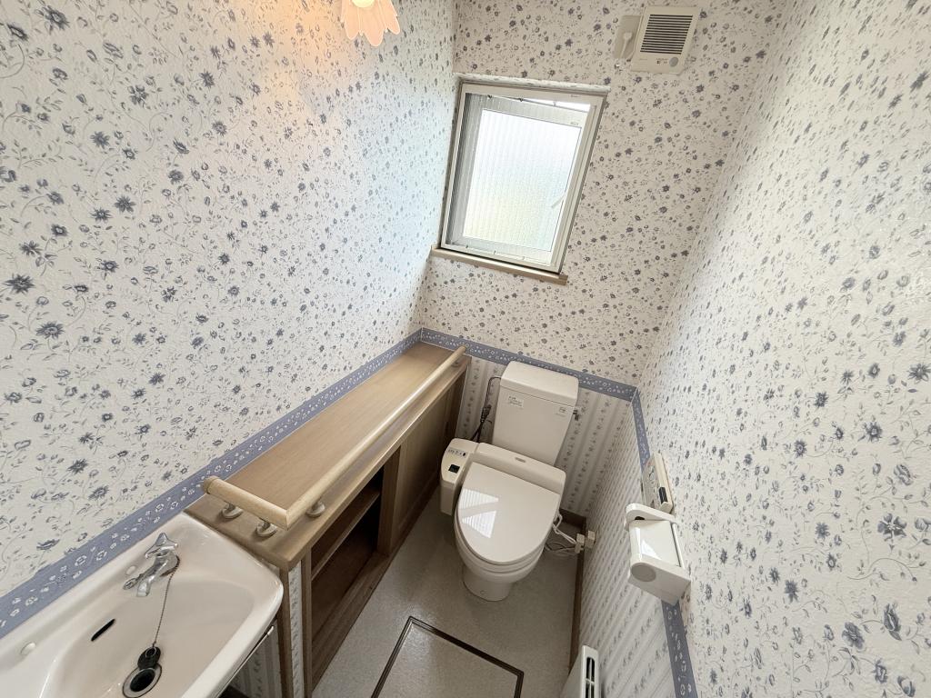 大空7丁目の延床50坪越えの中古戸建 内観