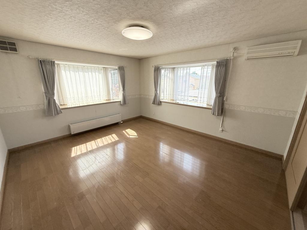 大空7丁目の延床50坪越えの中古戸建 内観