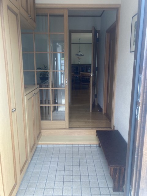 芽室町西３南４丁目【※芽室町の５ＬＤＫ中古住宅！】 内観
