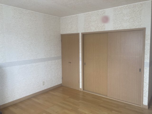 芽室町西３南４丁目【※芽室町の５ＬＤＫ中古住宅！】 内観