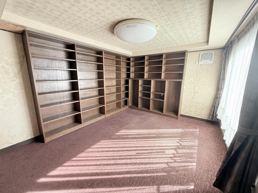 西18条南5丁目の中古住宅 内観