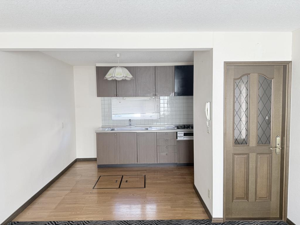 西18条南5丁目の中古住宅 内観