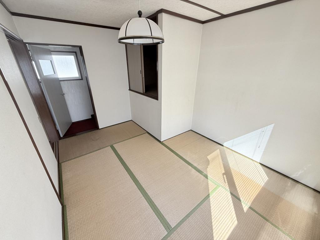 西18条南5丁目の中古住宅 内観