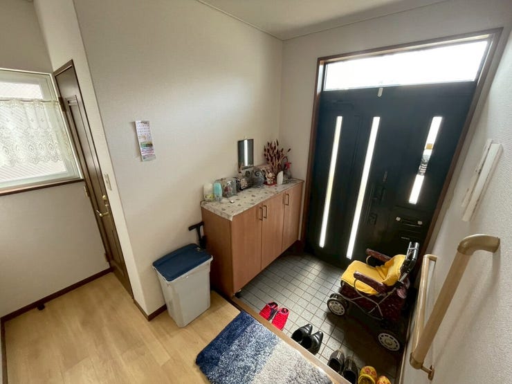 東４条南４丁目　中古戸建 内観