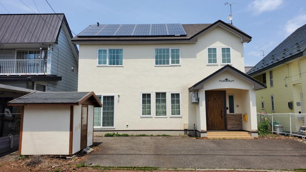 価格改定！帯広市西21条南3丁目　南向き住宅　開西小区域　吹抜けあり  -  外観