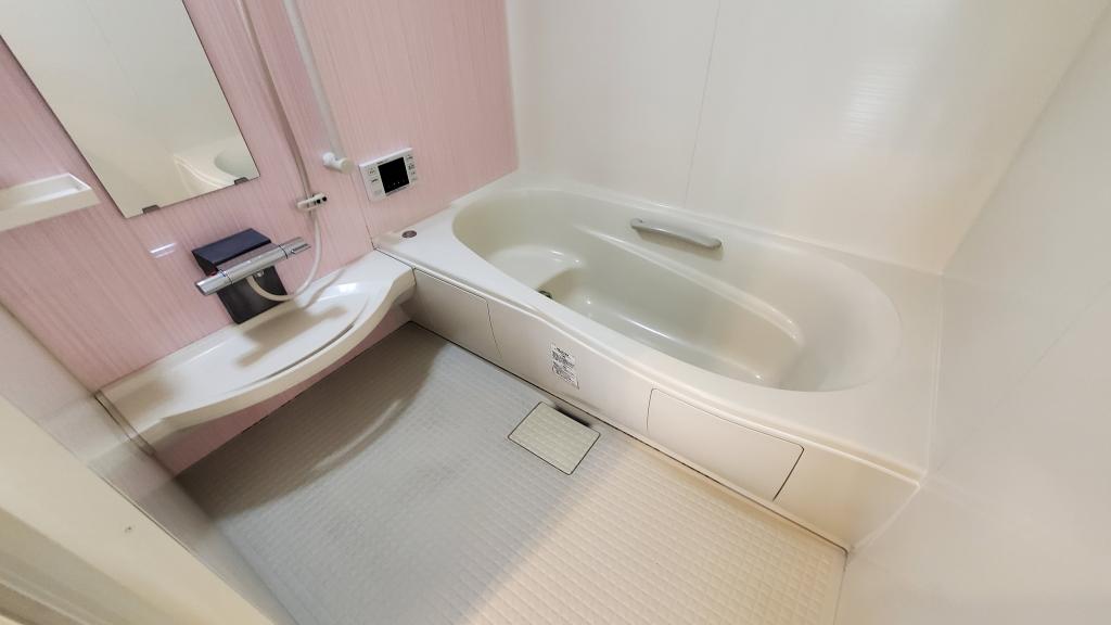 価格改定！帯広市西21条南3丁目　南向き住宅　開西小区域　吹抜けあり  -  内観