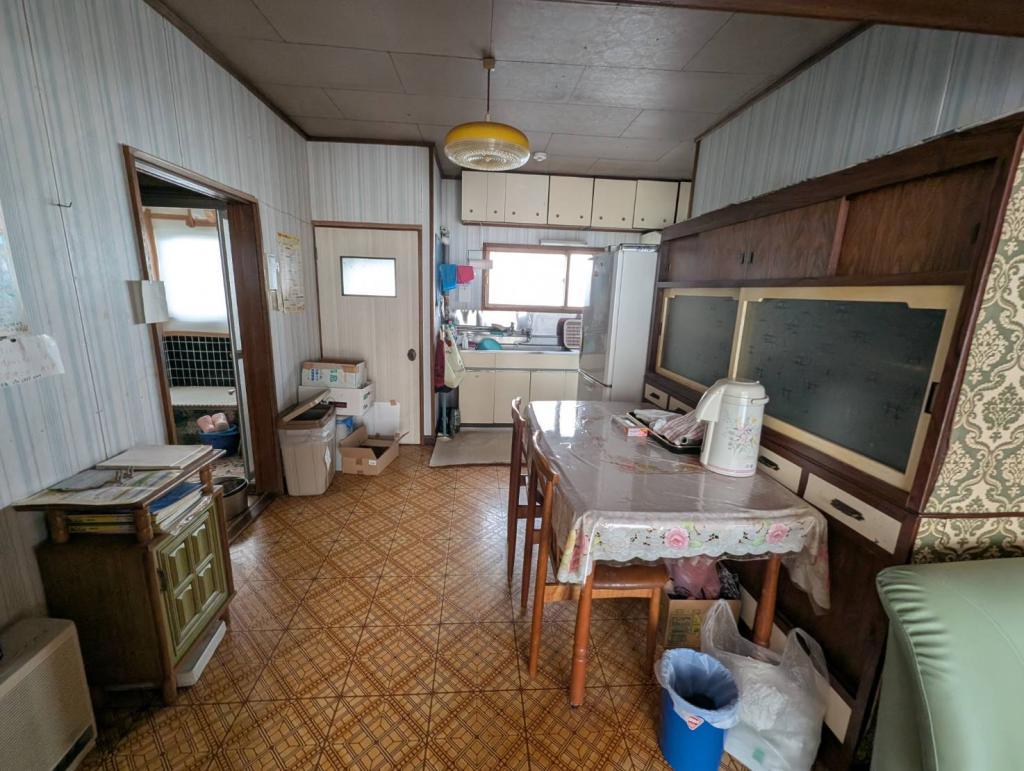 新得町本通南中古住宅 内観