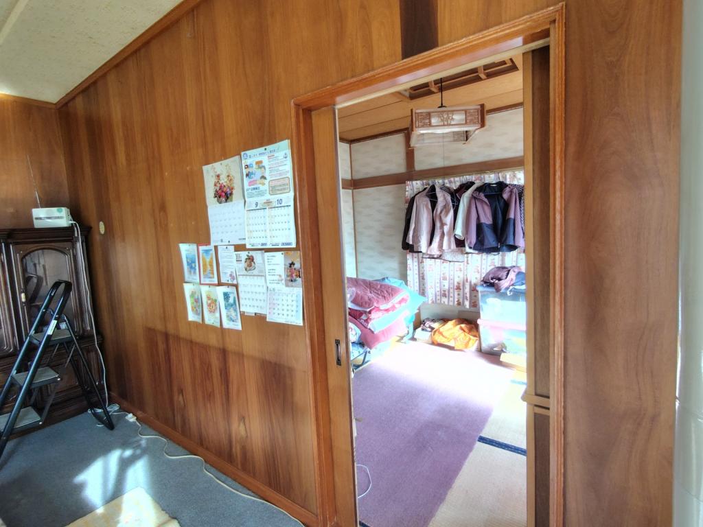 河西郡中札内村東3条北1丁目　【平屋建て】中古住宅 内観