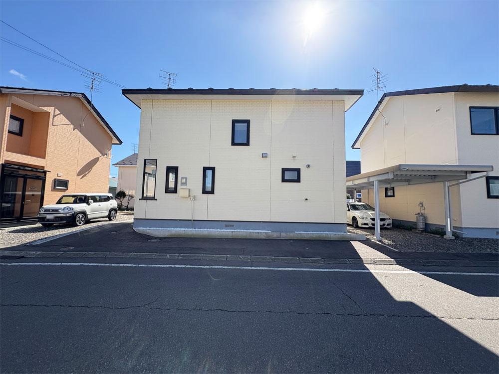 白人小区域　札内青葉町 4SLDK中古住宅 内観