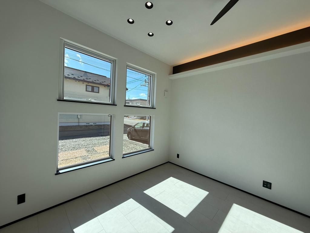 西９条南２７丁目　販売住宅 内観
