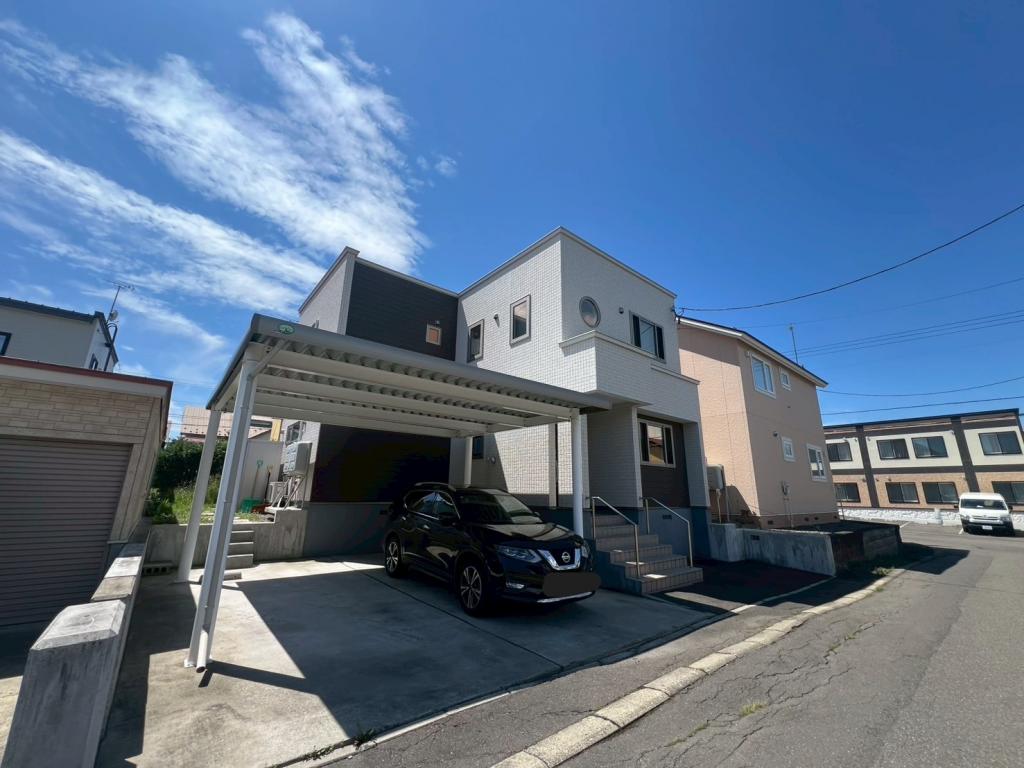 【価格改定】♪築11年♪　設備充実の2世帯住宅♪　自由が丘5＿中古住宅  外観