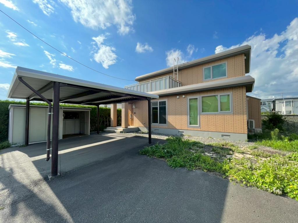 【価格改定】西２５条南３丁目　ソーラーパネル付中古住宅 内観