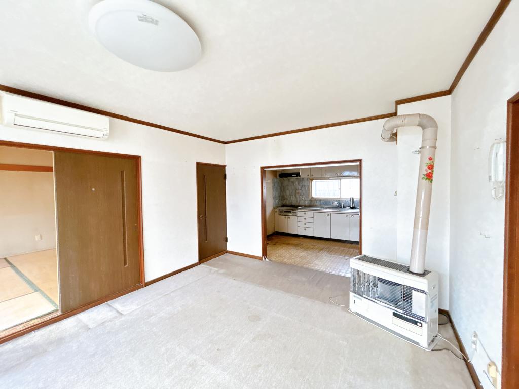 【閑静な住宅街】帯広市西17条北3丁目13-8 内観