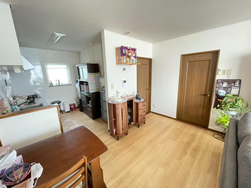 【写真追加】東４条南４丁目　中古戸建 内観