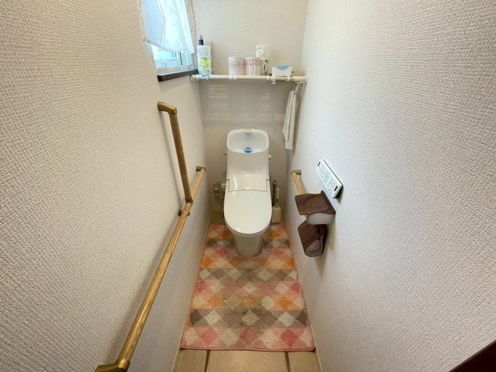 【写真追加】東４条南４丁目　中古戸建 内観