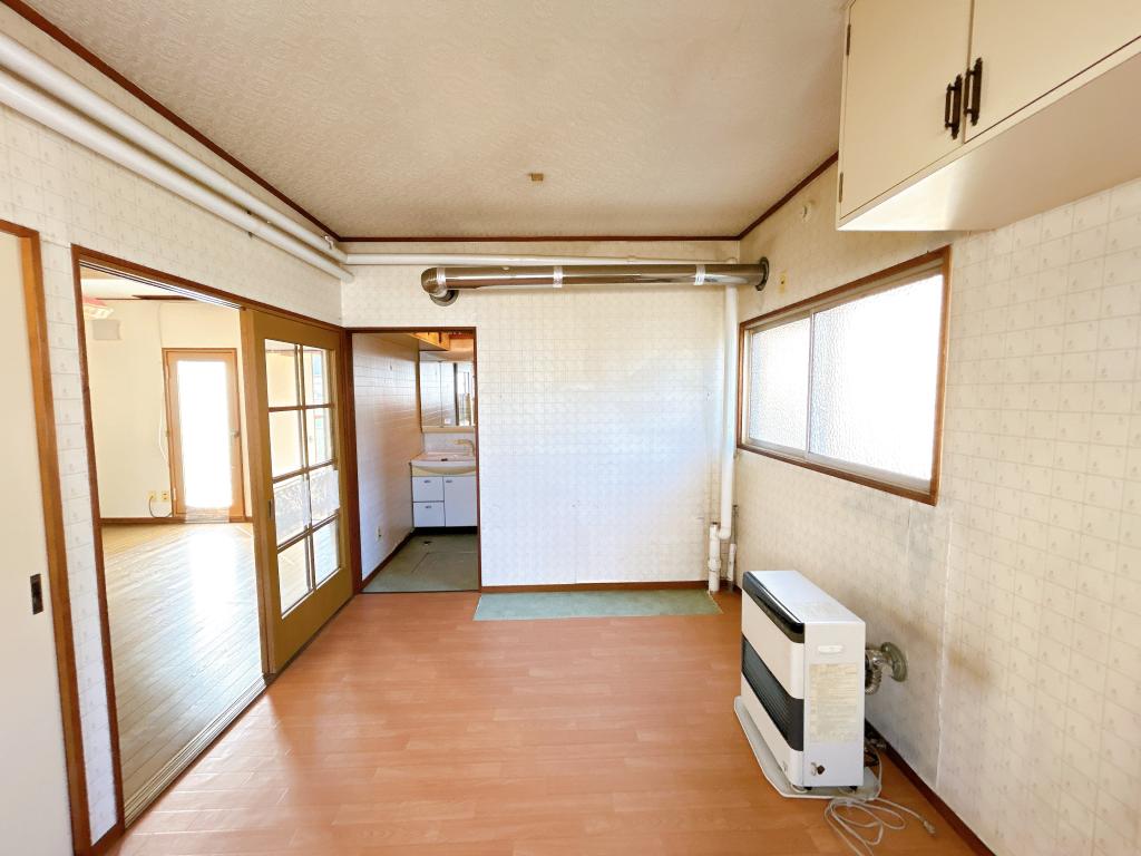 【閑静な住宅街】帯広市西18条南4丁目52-5 内観