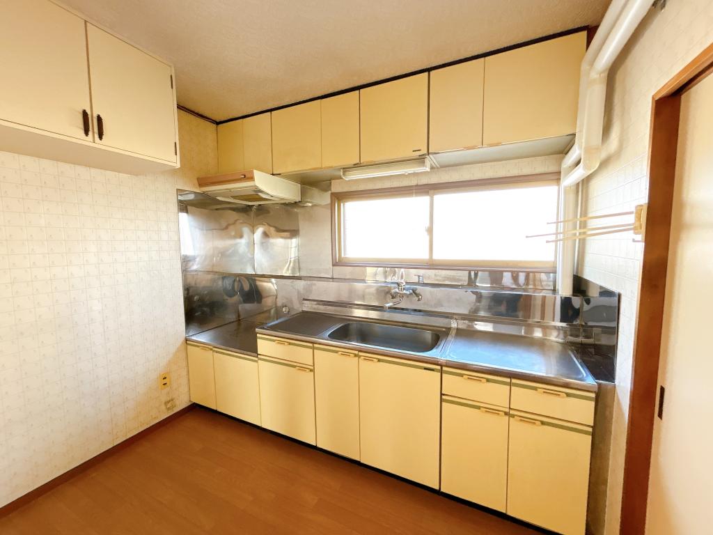 【閑静な住宅街】帯広市西18条南4丁目52-5 内観