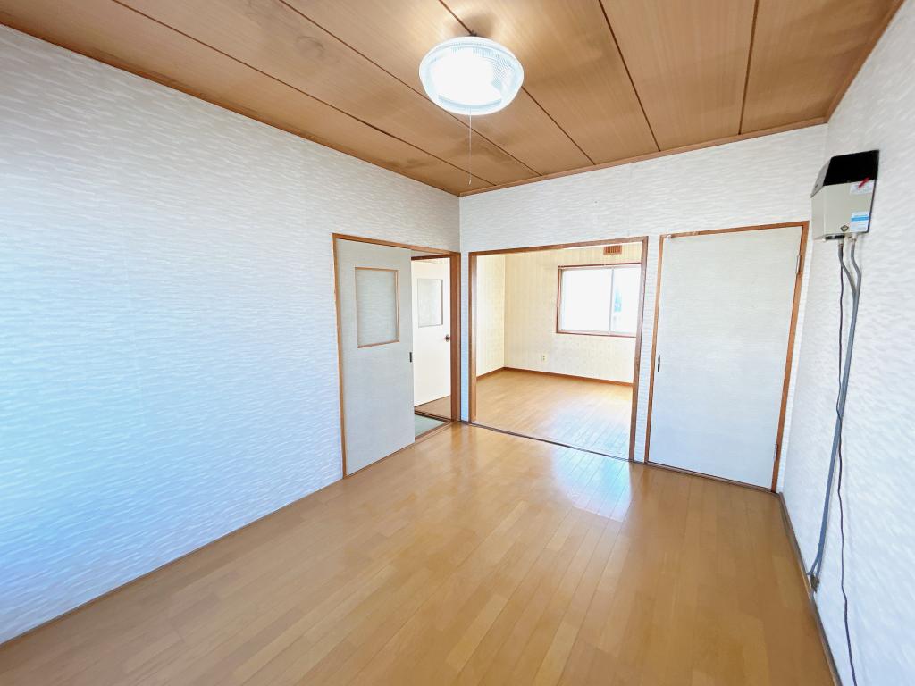 【閑静な住宅街】帯広市西18条南4丁目52-5 内観