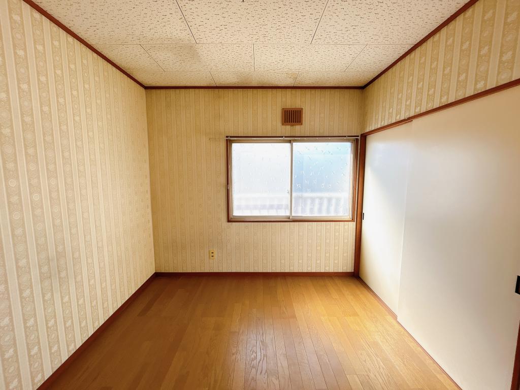 【閑静な住宅街】帯広市西18条南4丁目52-5 内観