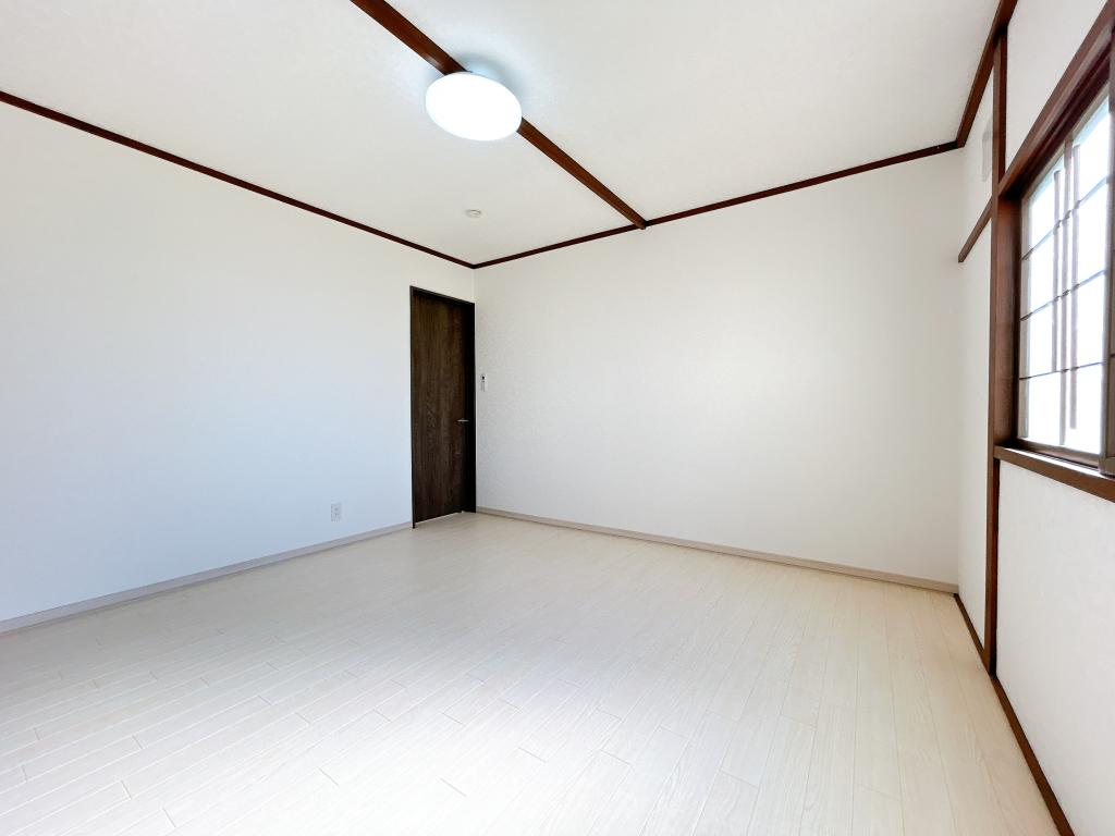 【リフォーム済】帯広市東6条南21丁目3-14  内観