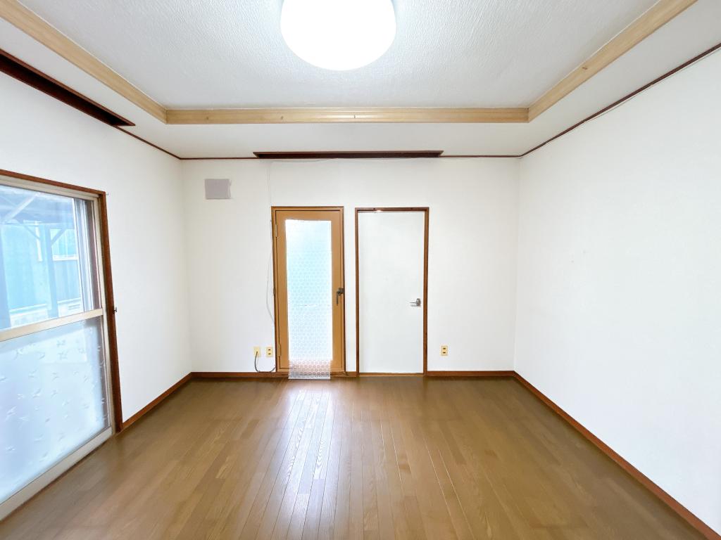 【閑静な住宅街】帯広市西18条南4丁目52-5 内観