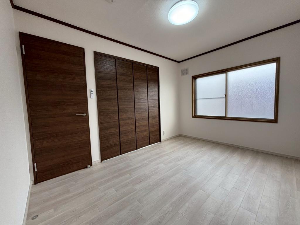 【写真追加】西１９条南４丁目　リフォーム住宅 内観
