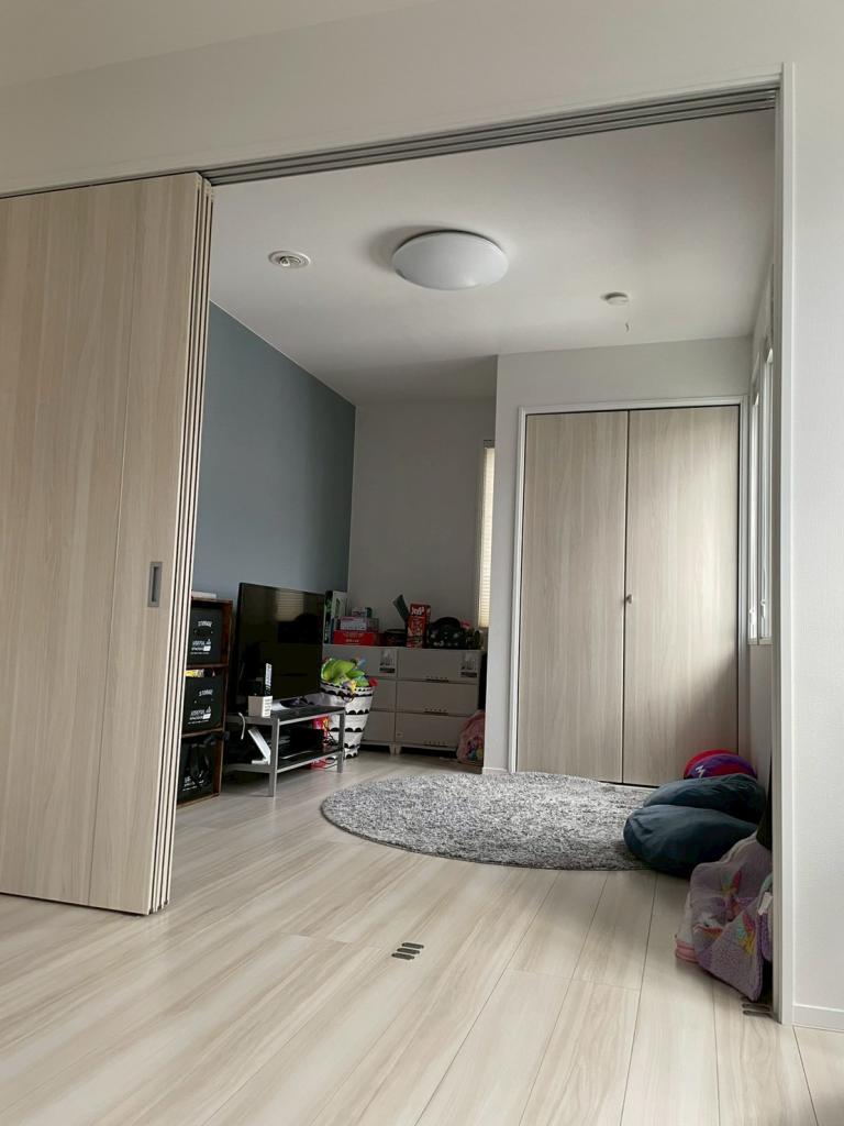 西18南34丁目中古住宅【太陽光パネル＋超気密・超断熱で光熱費が安い】一条工務店様施工 内観