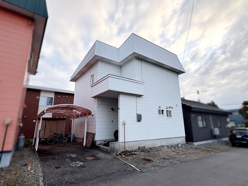 【リノベ向き・明星小学区】西9南28　中古住宅 外観