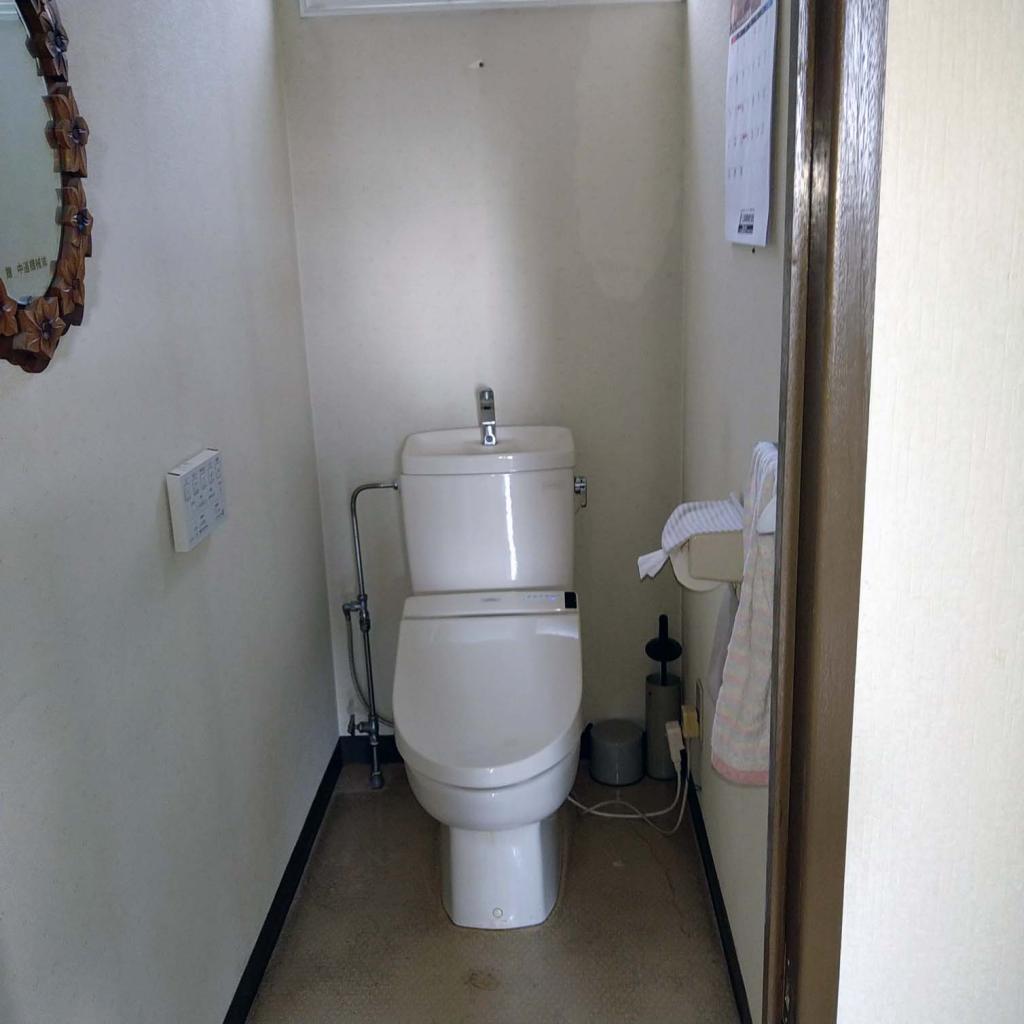 売事務所兼倉庫 内観