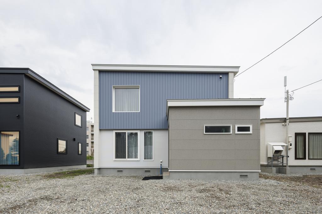 《Azul-アズール-》札内みずほ町モデルハウス《太陽光パネル7.92kw搭載‼》【家具付き！】