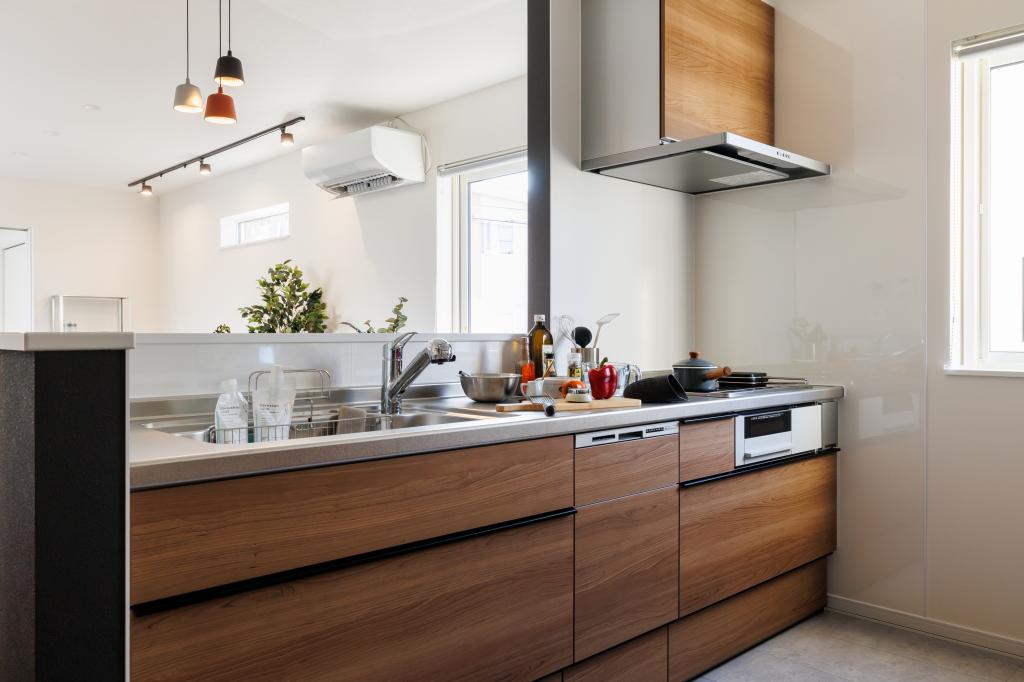 【商談中】帯広市西17条南4丁目モデルハウス《家具付き‼》【太陽光7.92kW搭載‼】  内観