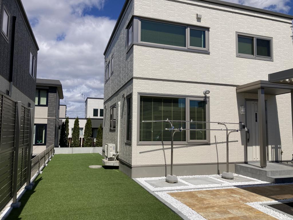 【価格改定！】南向き 4SLDK 中古住宅 西3条南36丁目 内観
