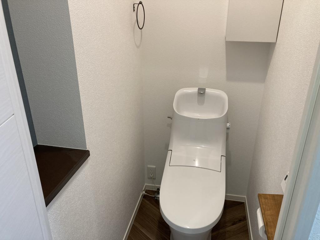 【価格改定！】南向き 4SLDK 中古住宅 西3条南36丁目 内観