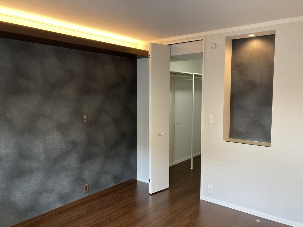【価格改定！】南向き 4SLDK 中古住宅 西3条南36丁目 内観
