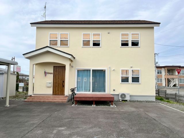 浦幌町字幸町【浦幌町の中古住宅！間取り４ＬＤＫ♪】 内観