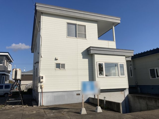 西９条南３９丁目【南向き広々６ＬＤＫ！約９２坪の敷地！】 内観