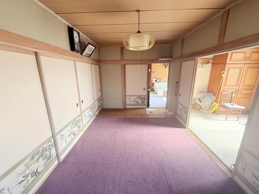 新通北１丁目の南西角地のリノベ向き中古平屋住宅 内観