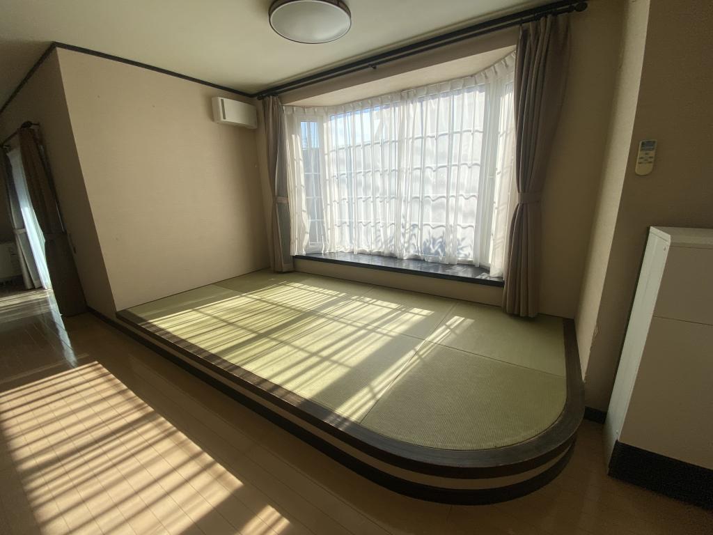 西13条北4丁目　中古住宅 内観