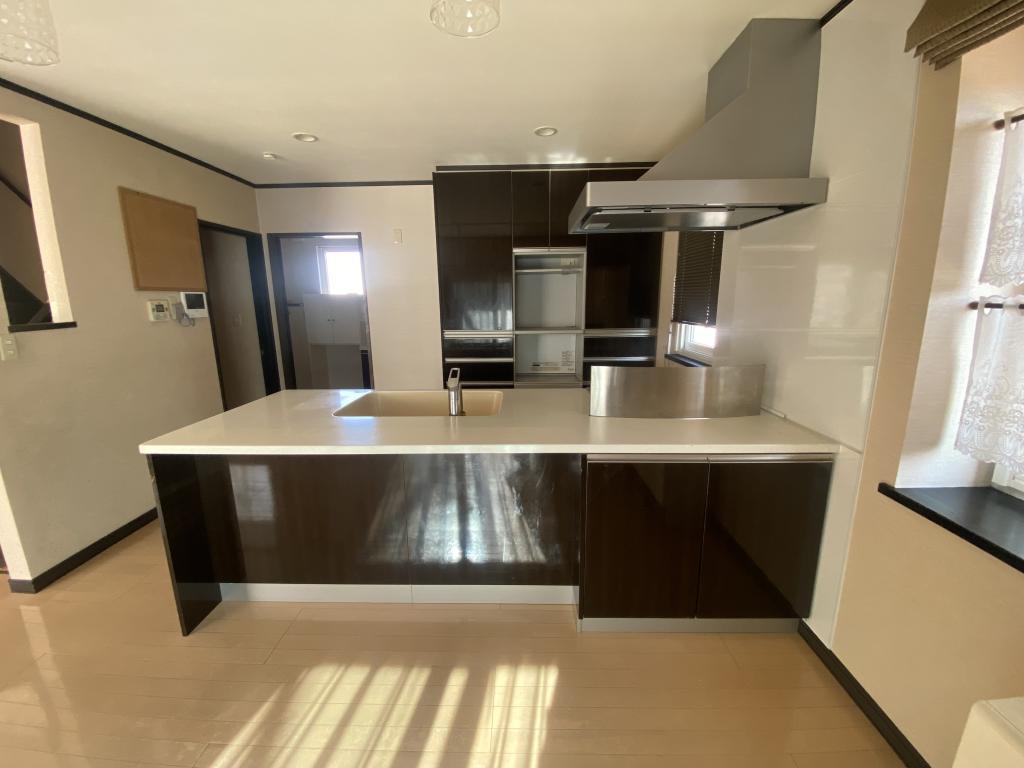 西13条北4丁目　中古住宅 内観